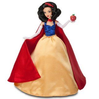 Disney Princess Exclusive 11 1/2 Inch Designer Collection Doll Snow White Toys & Games