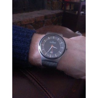 Skagen Men's 234XXLT Carbon Fiber Dial Titanium Mesh Watch Watch Skagen Watches