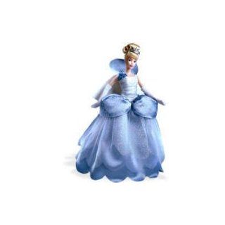 2002 Disney Collector Doll   Midnight Romance Cinderella Toys & Games