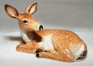 DEER Whitetail DOE lays down MINIATURE New Porcelain NORTHERN ROSE R197   Collectible Figurines