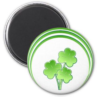 Shamrock bouquet in circles magnets