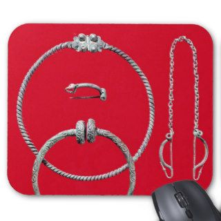 Selection jewellery, including brooch mouse pads