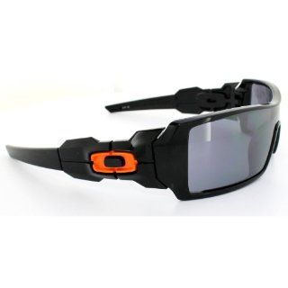 Oakley Oil Rig Sunglasses TEAM HONDA Black/Black Iridium 24 133 Sports & Outdoors