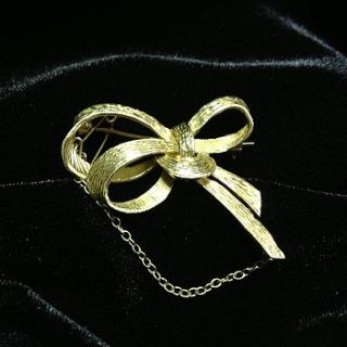 vintage 9ct gold bow brooch by iamia