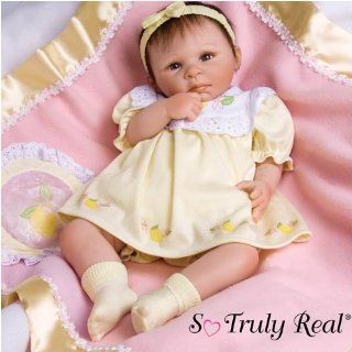 Ashton Drake Doll ~ So Truly Real ~ LEMON BLOSSOM ~ FREE Lemon scented Blanket ~ Artist Michelle Fagan Toys & Games
