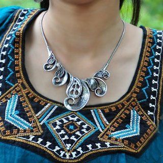 Hmong Designed Jewelry Blossoming Spray Necklace Indian Jewelry