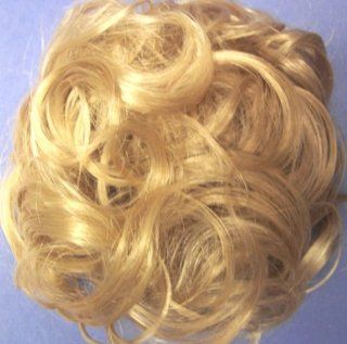 7" PONY FASTENER Hair Scrunchie Wig KATIE #24B BUTTERSCOTCH CREME by MONA LISA 