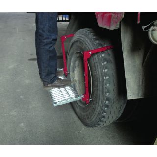 Ironton Extra Large Truck Service Step  Steps