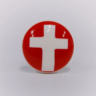 red and white acrylic swiss knob by trinca ferro