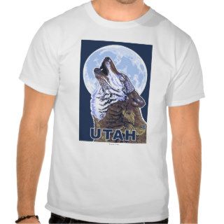 Gray Wolf HowlingUtah Tee Shirt