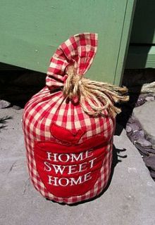 'home sweet home' door stop by the hiding place