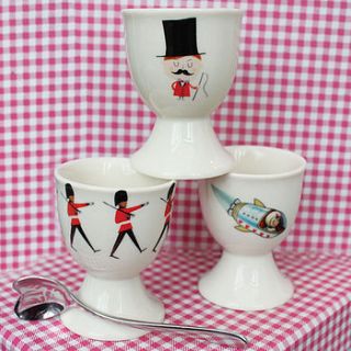 circus ringmaster egg cup by birdyhome