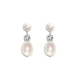 annalise vintage pearl earrings by chez bec