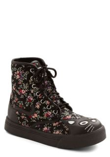 Hightail It Boot in Floral  Mod Retro Vintage Boots
