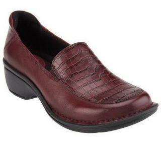 Clarks Artisan Mill Square Leather Slip on Shoes —