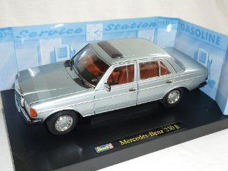 Mercedes Benz E klasse 230e 230 E W123 Silber 1/18 Revell Modellauto Modell Auto Spielzeug