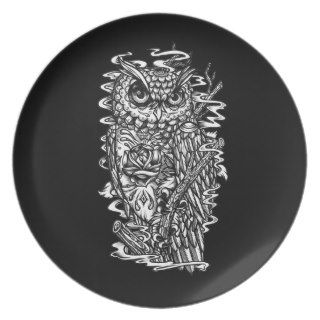 Black and white tattoo style owl illustration. party plate