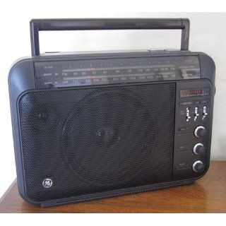 GE 72887 Superadio III Portable AM/FM Radio Electronics