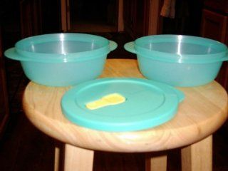 Tupperware Crystalwave 2 1/2 Cup Bowl Set of 2 Tourquoise with Yellow Flip Top Food Savers Kitchen & Dining