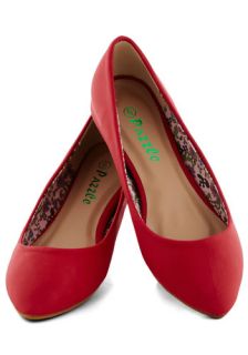 Reel Simple Flat in Red  Mod Retro Vintage Flats
