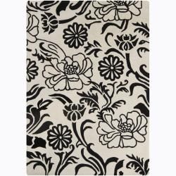 Hand tufted Mandara Black floral patterned Wool Rug (7 X 10)
