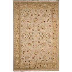 Hand knotted Ivory/ Cream Wool Rug (4 X 6)