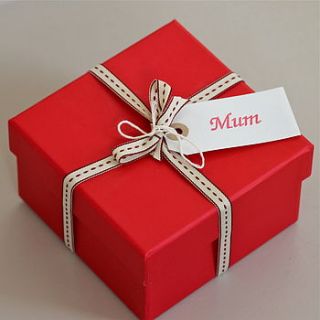 'mum' gift tag by chapel cards