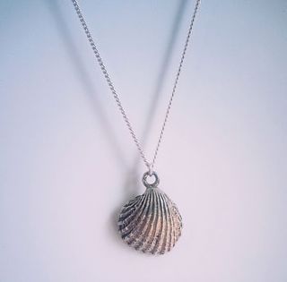 clam shell pendant by fou jewellery