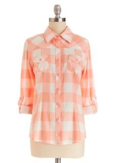 Simply Scout Top in Peach  Mod Retro Vintage Short Sleeve Shirts