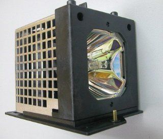 Lampedia Replacement Lamp for HITACHI UX21517 / LM520 Electronics