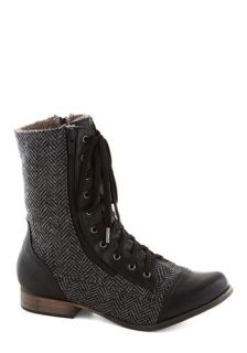 The Road Lace Traveled Boot in Asphalt  Mod Retro Vintage Boots