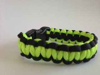 7" 550 Paracord Bracelet   Green and Black  Sporting Goods  Sports & Outdoors