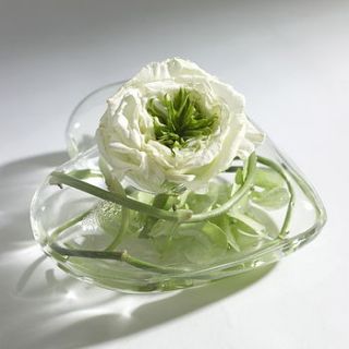 glass heart vase by london garden trading