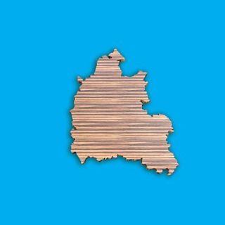 oxfordshire county shaped chopping board by county choppers