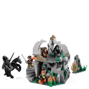 LEGO Lord of the Rings Attack on Weathertop (9472)      Toys