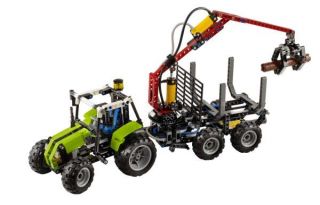 LEGO Technic Tractor With Log Loader (8049)      Toys