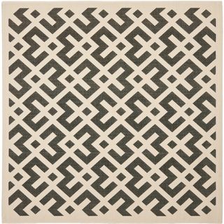 Safavieh Indoor/ Outdoor Courtyard Crisscross pattern Black/ Beige Rug (4 Square)
