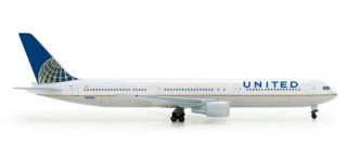 Herpa United 767 400 1/500 Post Continental Merger Livery   Collectible Figurines