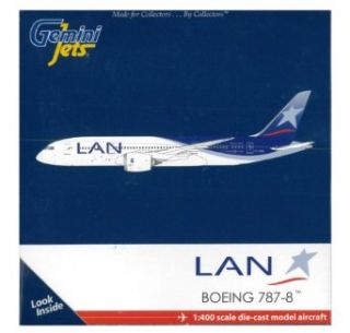 Gemini Jets B787 8 Lan Airlines Diecast Vehicle, Scale 1/400 Toys & Games