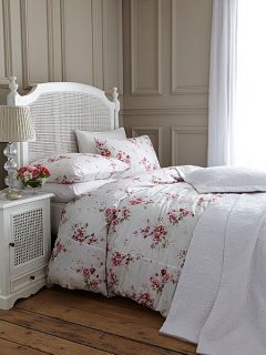 Shabby Chic Garden rose bed linen