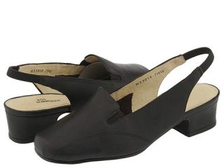 Ros Hommerson Lotus Womens Slip on Dress Shoes (Black)
