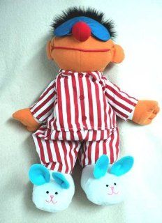 1996, 1997 Tyco Preschool Toys, Inc. Croner Tyco Toys. Ltd. Jim Henson Productions, Inc. CTW Children's Television Workshop Sesame Street Muppets TYCO CTW SESAME STREET SING & SNORE ERNIE #37207, 70207 w/Squeeze Enrie's Hand & He Talks &qu