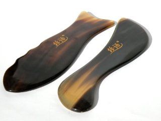 Fish Shaped Hand Held Massage Tool 100% Hand Made Unique & Collectible Natural Buffalo Horn Guasha(45mm w the widest area x 130mm L the longest area x 5mm Thickness the thickest area)Chinese Traditional Massage Tool,Gua Sha is Another Technique Used to