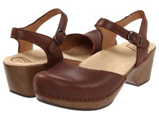 Dansko Sam Womens 1 2 inch heel Shoes (Brown)