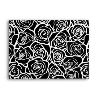 Cute Vintage black and white roses Envelope