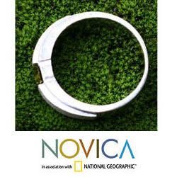 Handcrafted Sterling Silver 'Honeymoon' Peridot Ring (Indonesia) Novica Rings