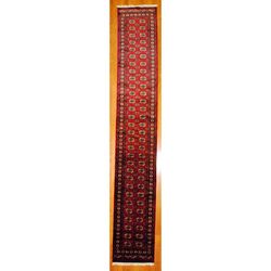 Herat Oriental Pakistani Hand knotted Bokhara Red/ Burgundy Wool