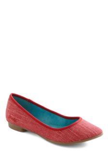 Mast Be Love Flat in Coral  Mod Retro Vintage Flats