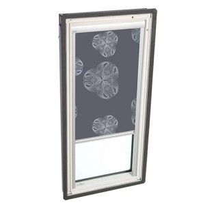 VELUX FS C06 2005DK12 Skylight, 21 1/2" W x 46 1/4" H Fixed Deck Mounted w/Tempered LowE3 Glass & Gray Manual Blackout Blind