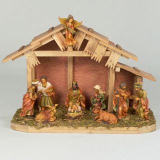 Kurt Adler Poly Nativity Set with Wooden Stable and Ten Figures   11